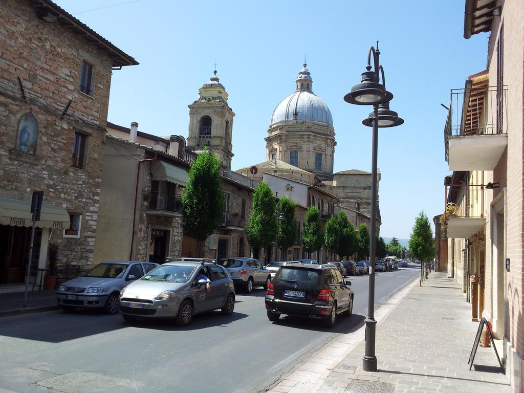 La Corte Degli Angeli Locazioni Turistiche 아시시 객실 사진