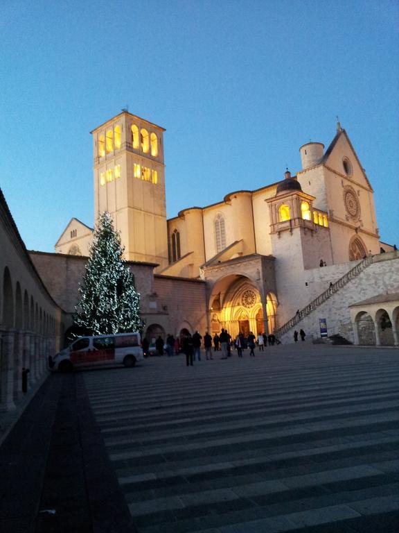 La Corte Degli Angeli Locazioni Turistiche 아시시 외부 사진